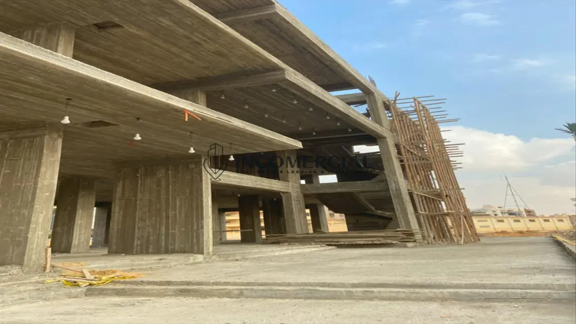 Investment Opportunity in Spacious Property