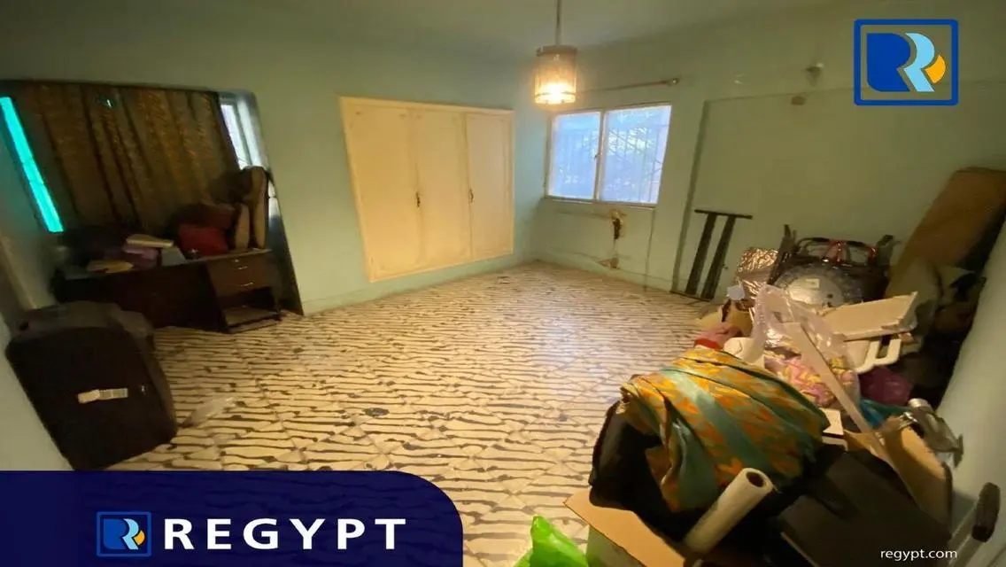 شقة فاخرة بطلقة شرفة وإطلالة مميزة