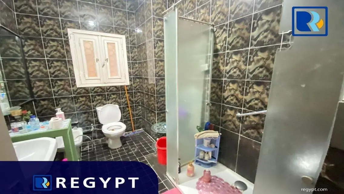 شقة فاخرة بطلقة شرفة وإطلالة مميزة