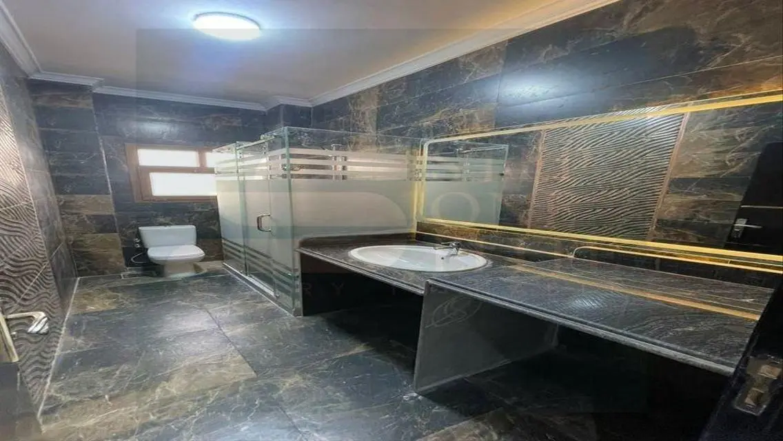 Luxury Apartment in AUC with Stunning Lake Views
