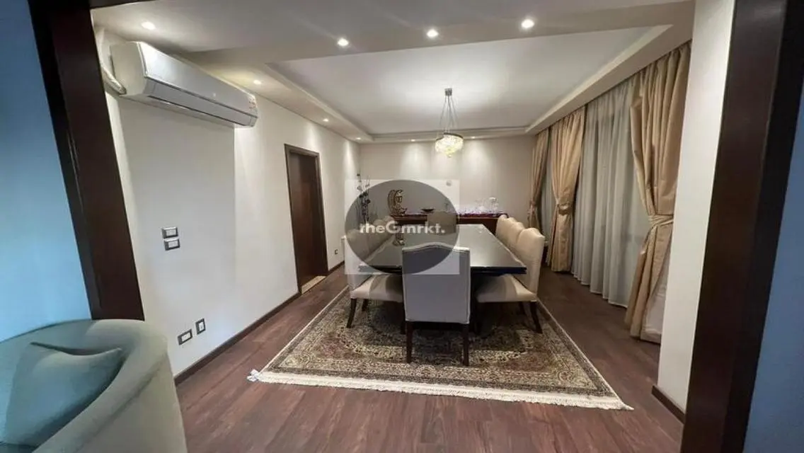 Luxury Villa for Sale in Sheikh Zayed City