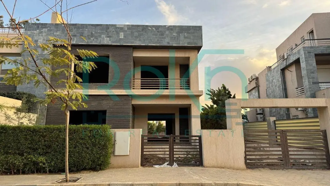 Luxurious Villa with Private Pool for Sale