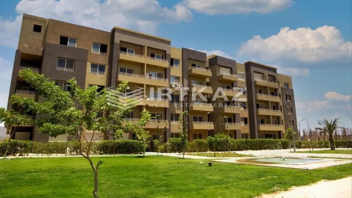 شقة فاخرة للإيجار تطل على بحيرة