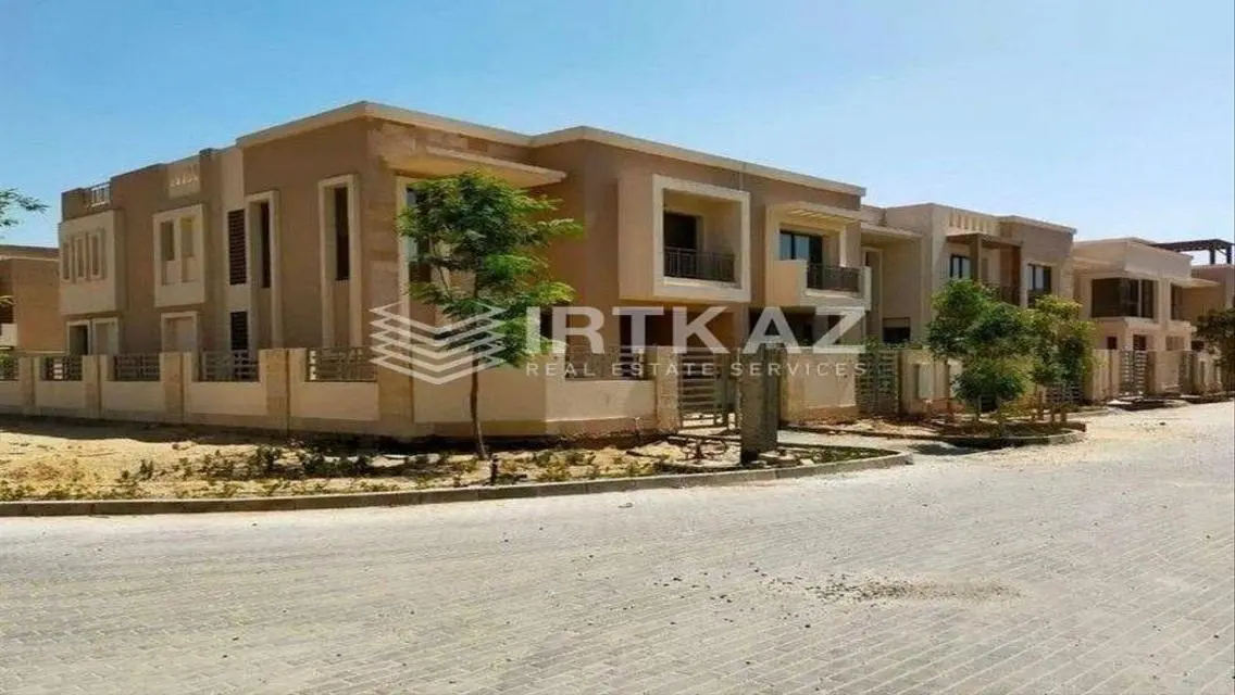 Luxury Apartment for Sale with Modern Design and Private Garden