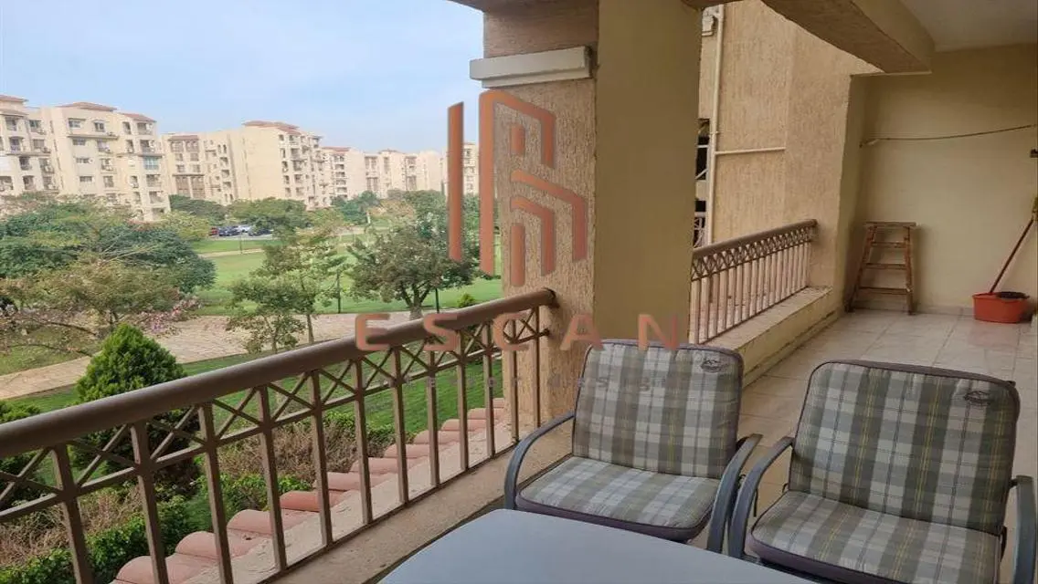 شقة فاخرة بواجهة مميزة في B3