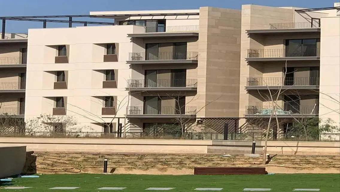 Luxurious Apartment for Rent Overlooking the Lakes