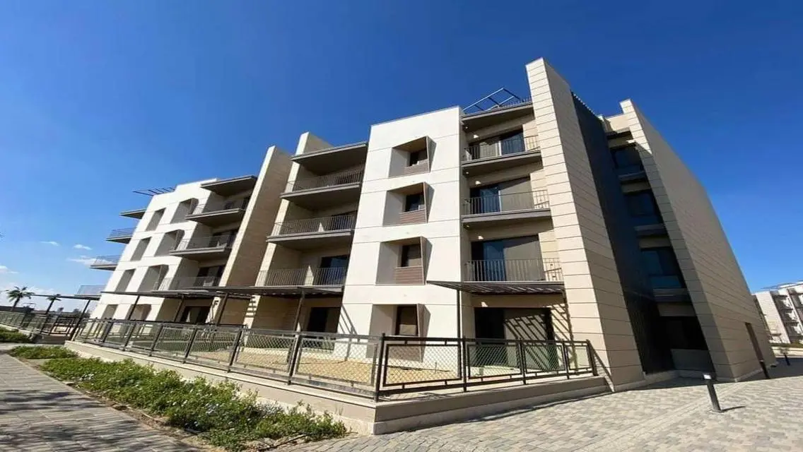 Luxurious Apartment for Rent Overlooking the Lakes