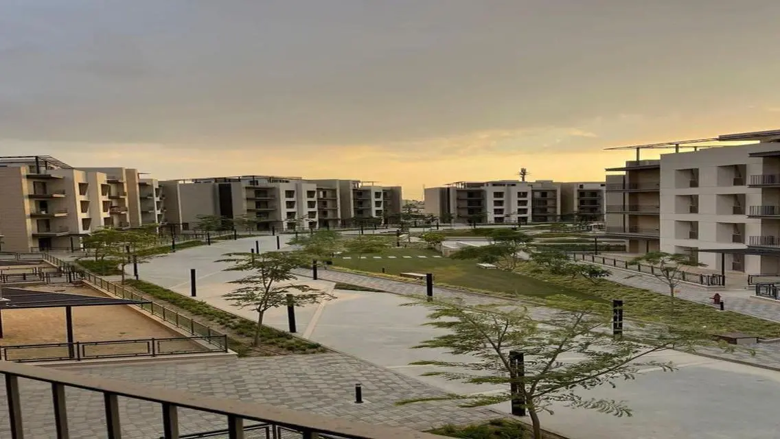 Luxurious Apartment for Rent Overlooking the Lakes
