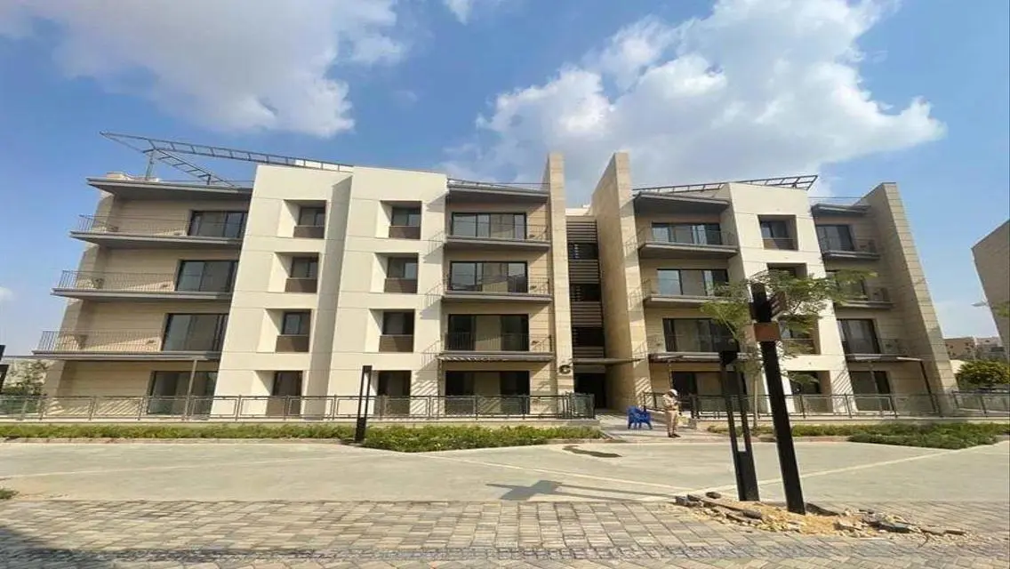 Luxurious Apartment for Rent Overlooking the Lakes