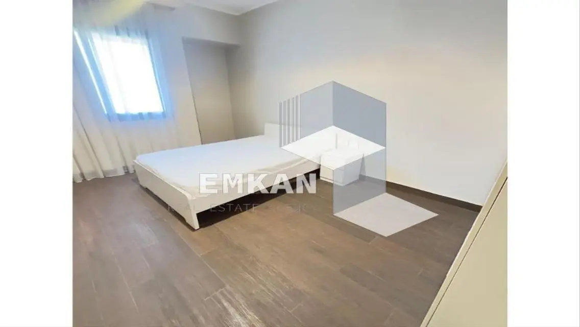 -6 West - Premium Residential Unit