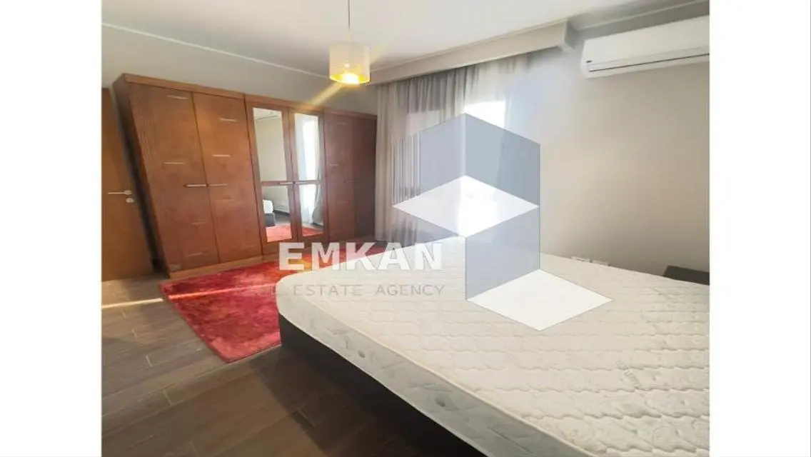 -6 West - Premium Residential Unit
