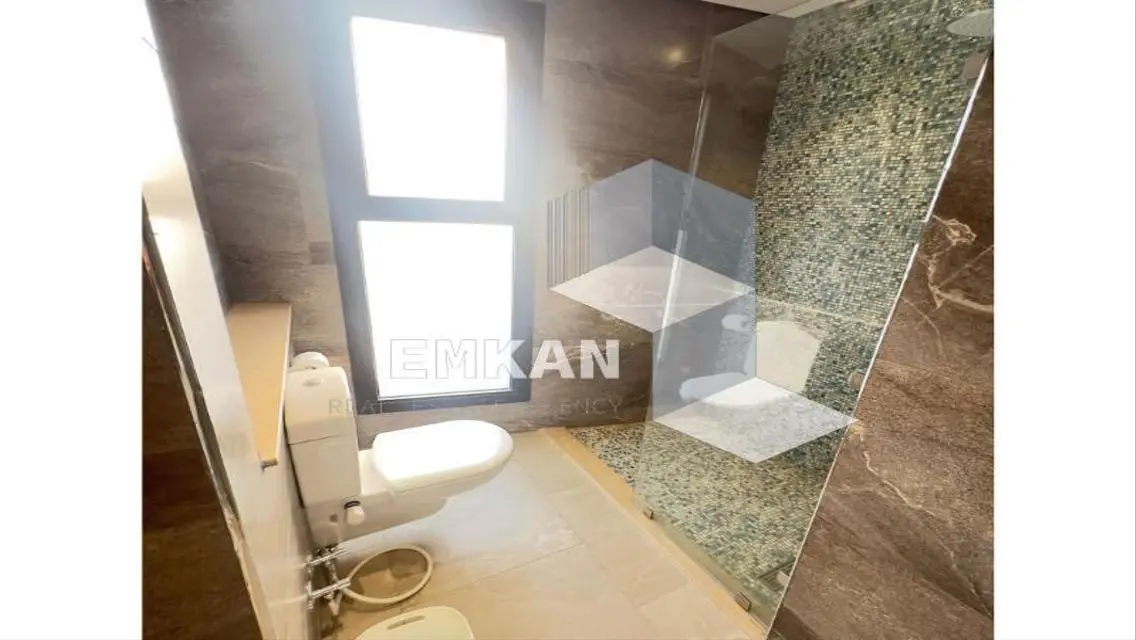-6 West - Premium Residential Unit