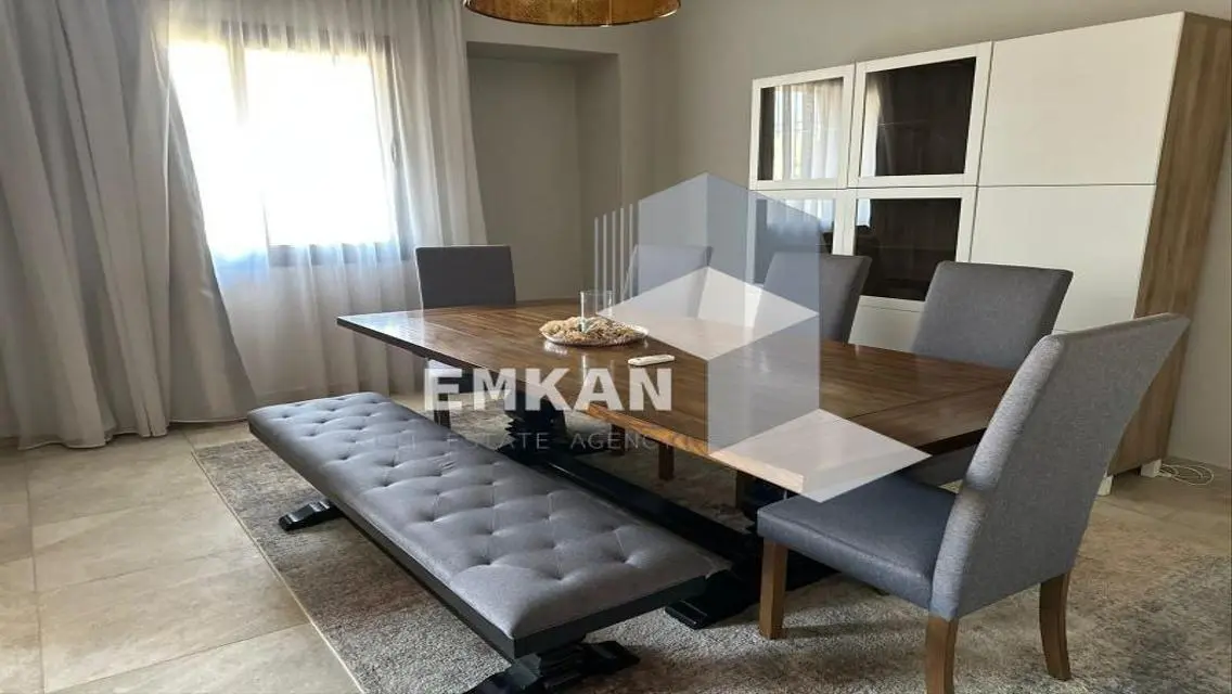 -6 West - Premium Residential Unit