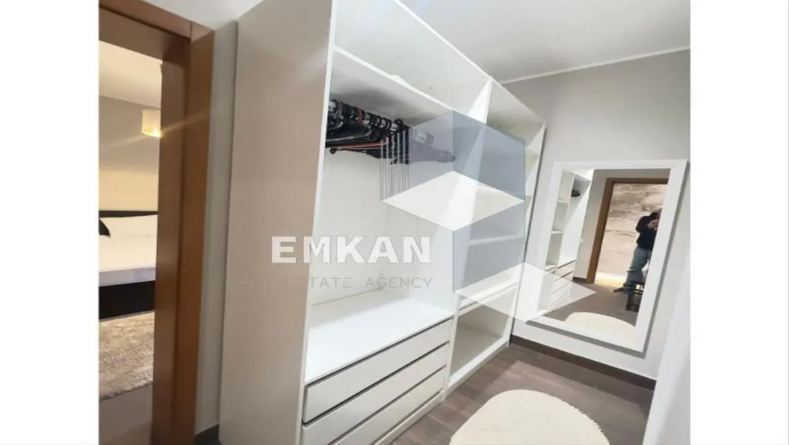-6 West - Premium Residential Unit