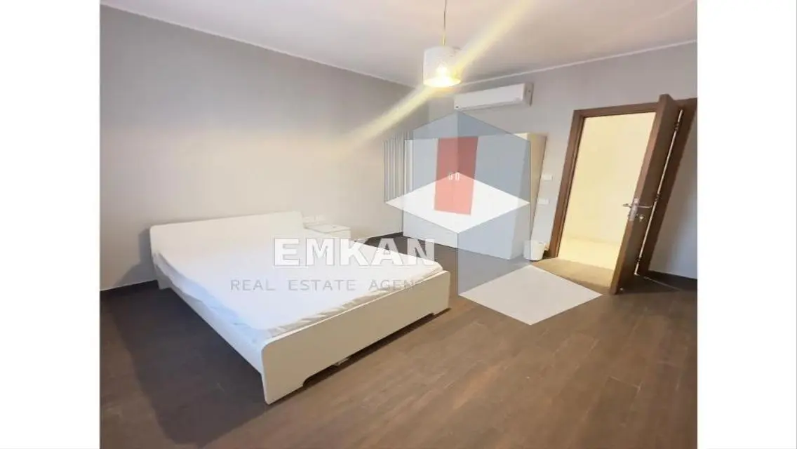 -6 West - Premium Residential Unit