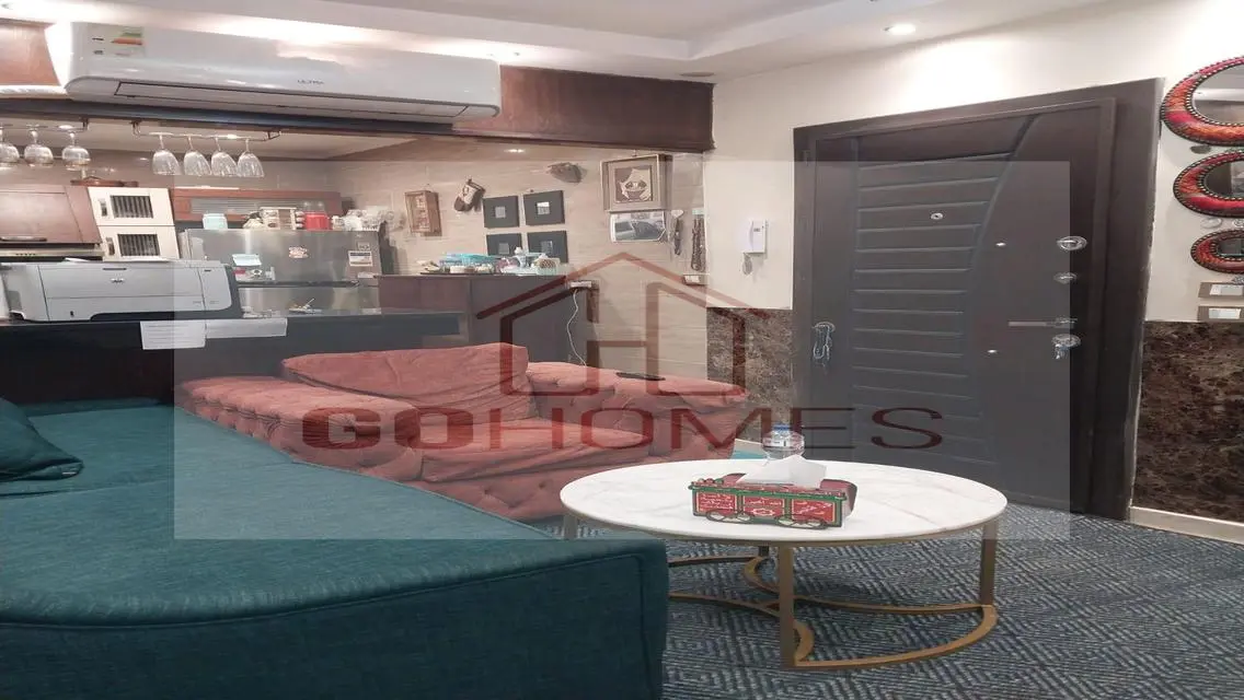 Luxury 120 sqm Apartment in the Heart of the City