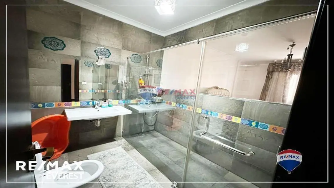 Luxurious Apartment with 177 sqm