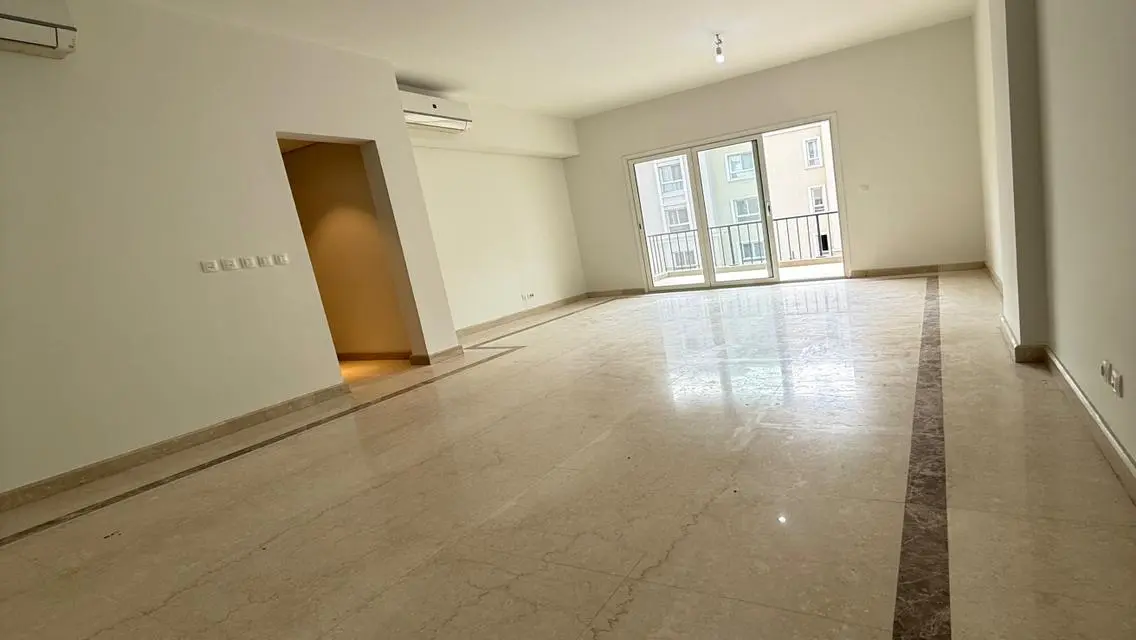 Luxury Apartment for Rent at EViCA