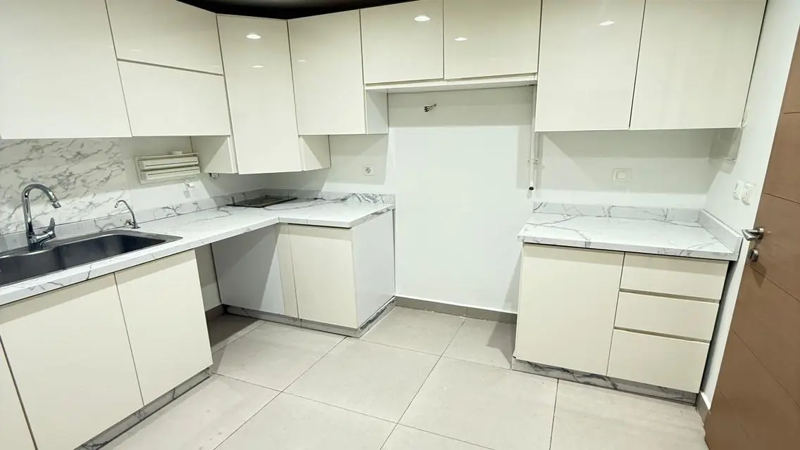 Luxury Apartment for Rent at EViCA