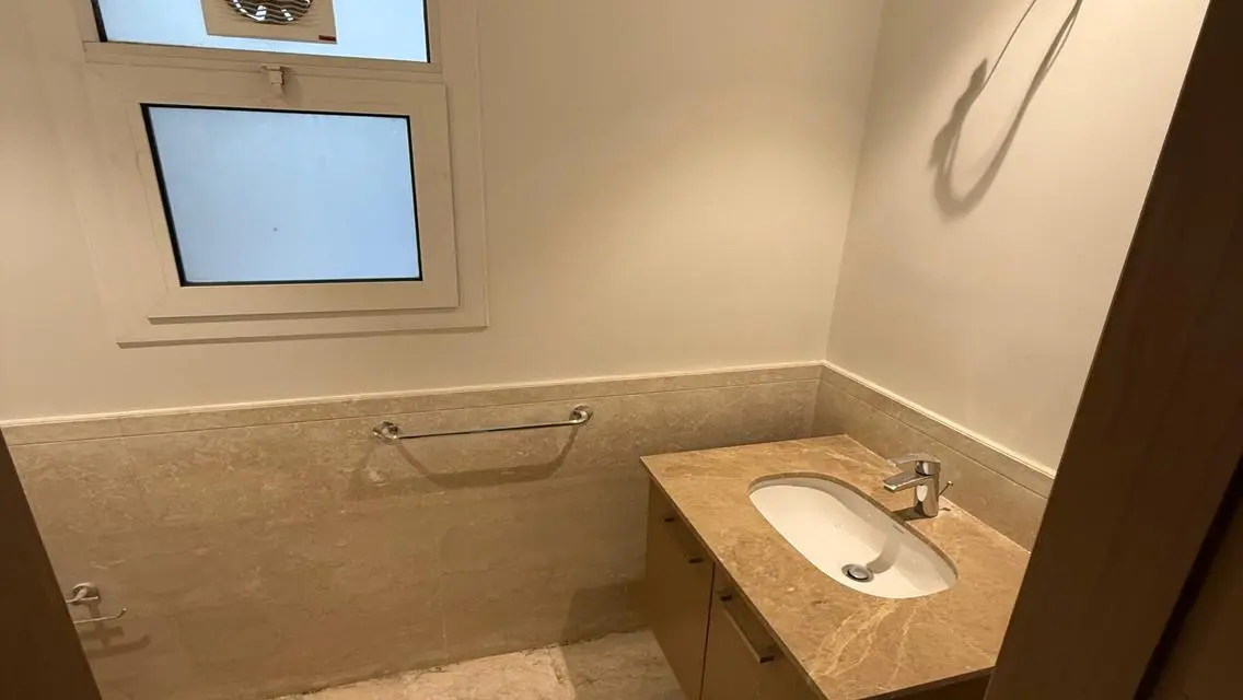 Luxury Apartment for Rent at EViCA