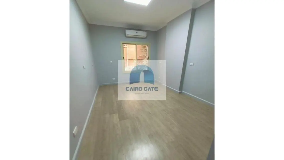 شقة فاخرة بمساحة 380 متر