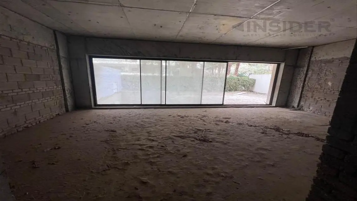 Luxury Lake View Apartment for Sale
