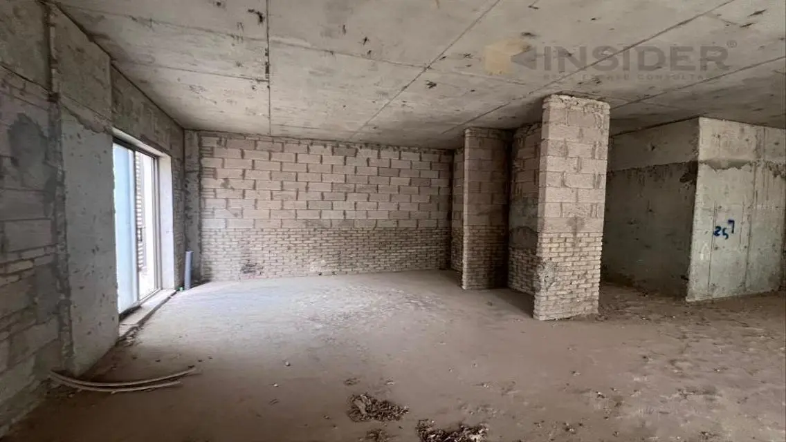 Luxury Lake View Apartment for Sale