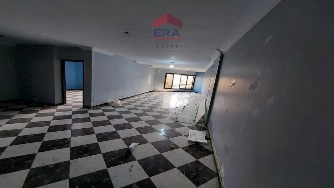 شقة مميزة ب190 متر للبيع بسعر مغري 117,000 جنيهاً