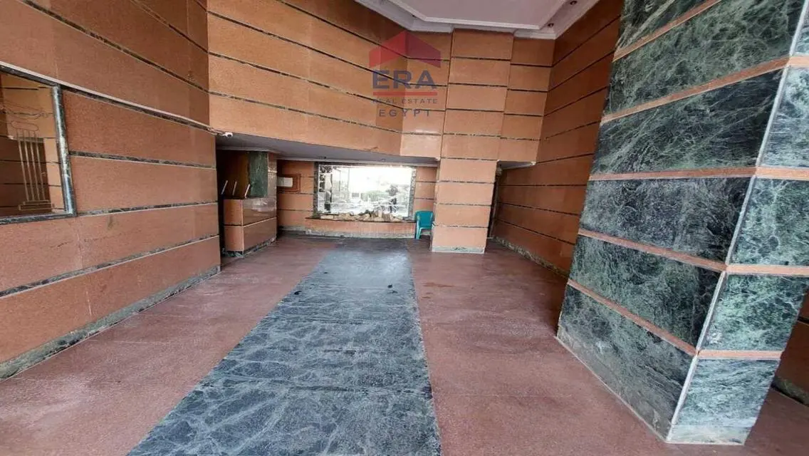 شقة مميزة ب190 متر للبيع بسعر مغري 117,000 جنيهاً