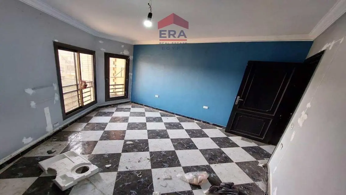 شقة مميزة ب190 متر للبيع بسعر مغري 117,000 جنيهاً