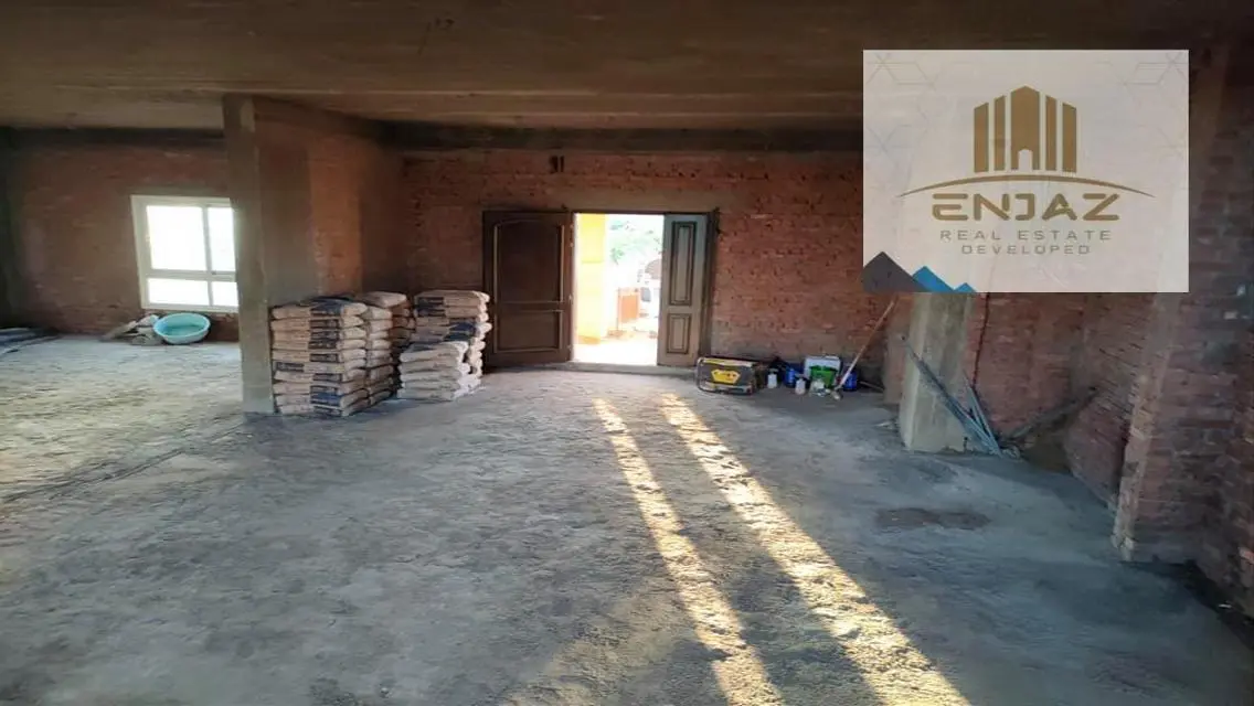 شقة فاخرة مع مميزات متنوعة في مجمع سكني