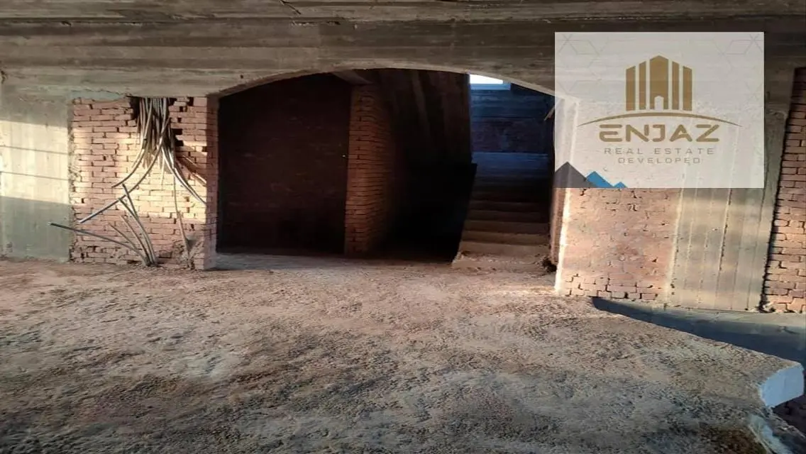 شقة فاخرة مع مميزات متنوعة في مجمع سكني