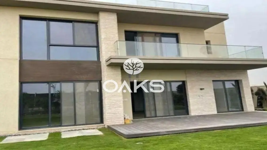 Luxury Villa for Sale at 54,000,000