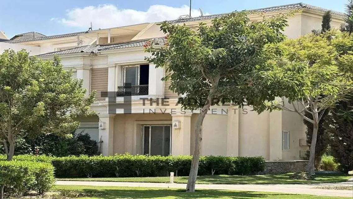 فيلا فاخرة في منطقة 5 بالدقي