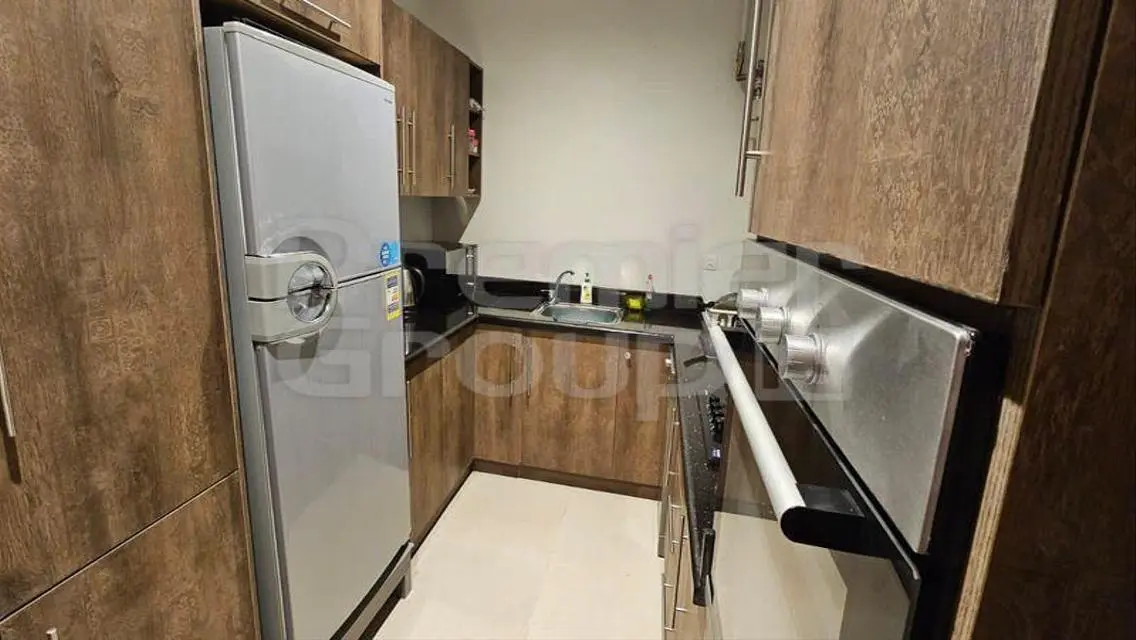 Luxury Apartment with Study Room in City Center