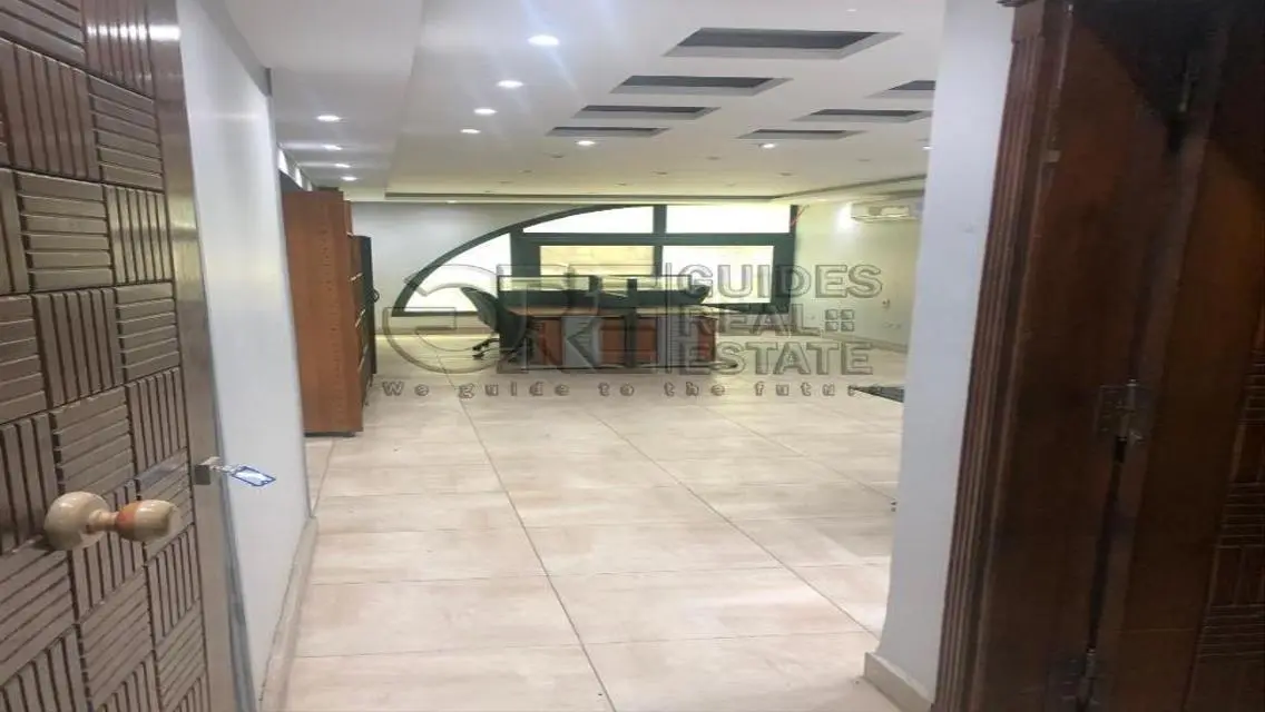 عقار مميز للإيجار في قلب المدينة