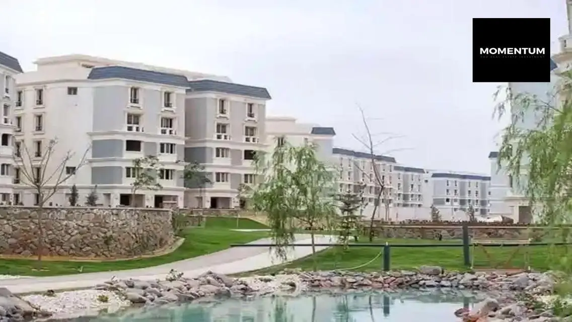 Stunning Mountain-View Apartment in Hyde Park for 120,000