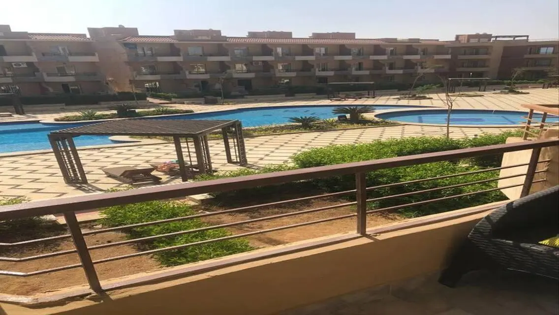 شقة فاخرة مطلة على معلم رئيسي في قلب المدينة