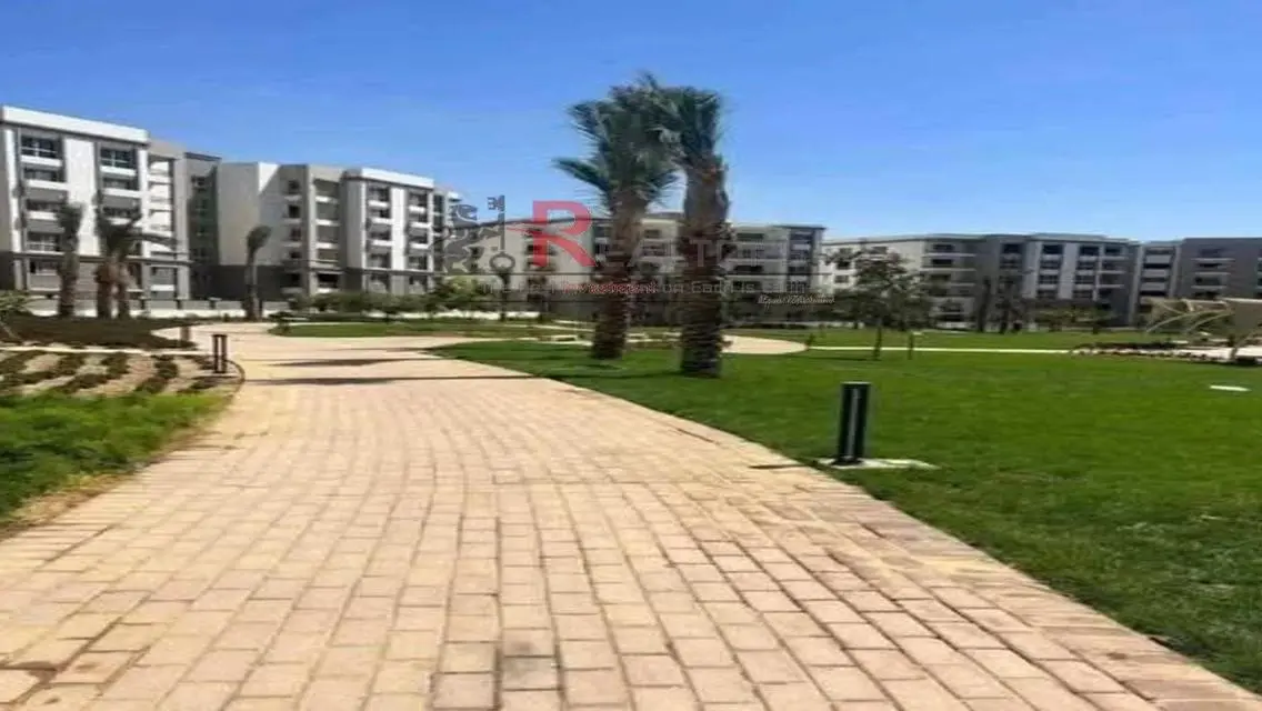 شقة فاخرة بمساحة 278 متر