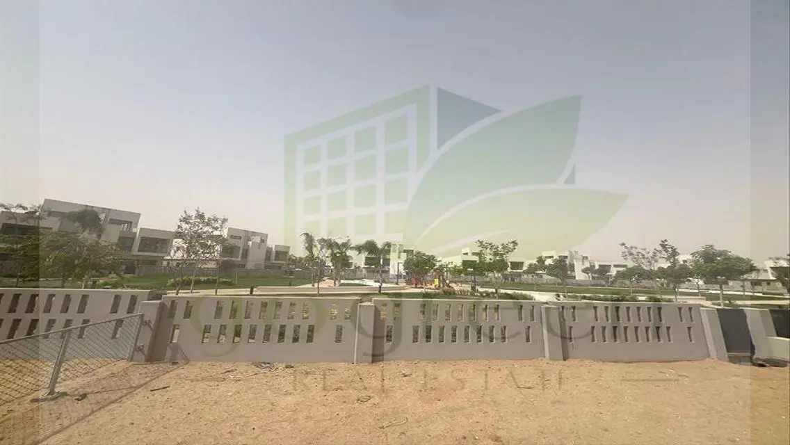 Luxury Villa for Sale with Modern Amenities and Private Garden