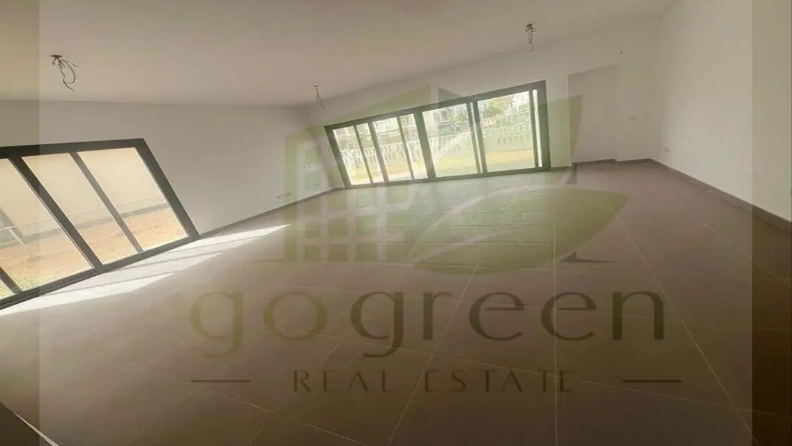 Luxury Villa for Sale with Modern Amenities and Private Garden