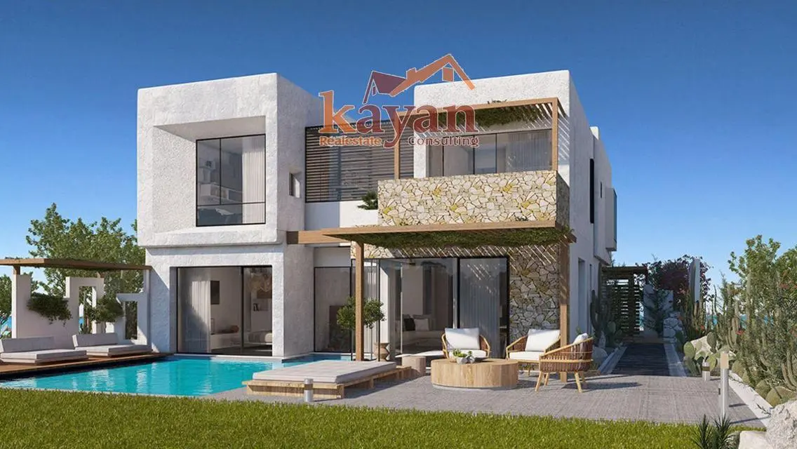 Luxury Apartment with Lake View