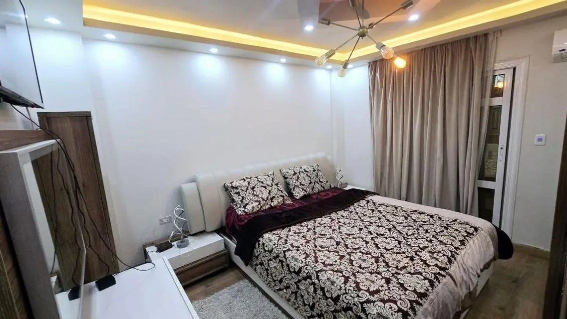 شقة فاخرة رقم 96-B7 مع ميزات رائعة