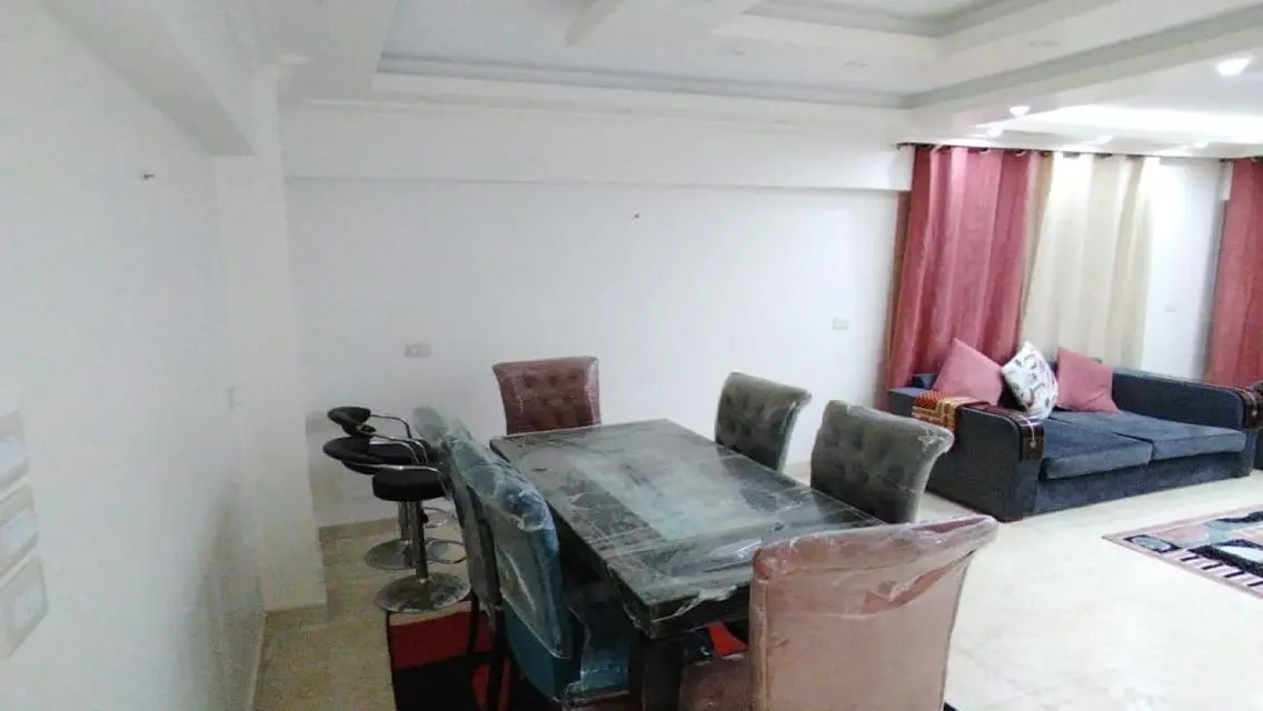 Luxury Apartment for Rent with Balcony
