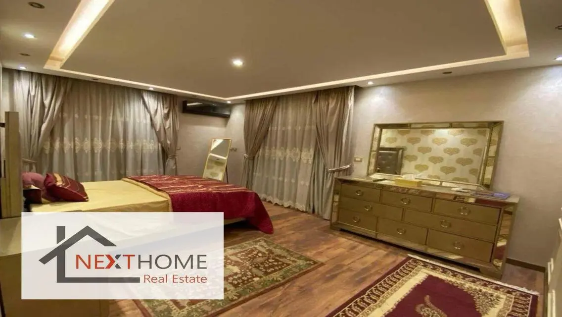 Luxury Villa with Private Garden and Pool