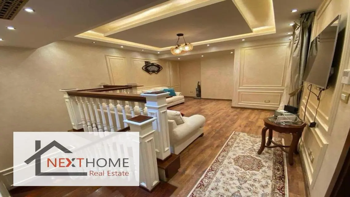 Luxury Villa with Private Garden and Pool