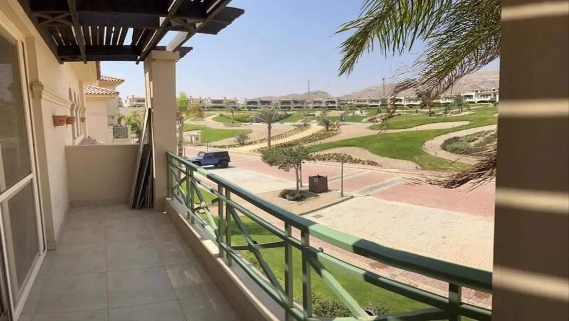 Luxury Apartment with Security Guard and Stunning View