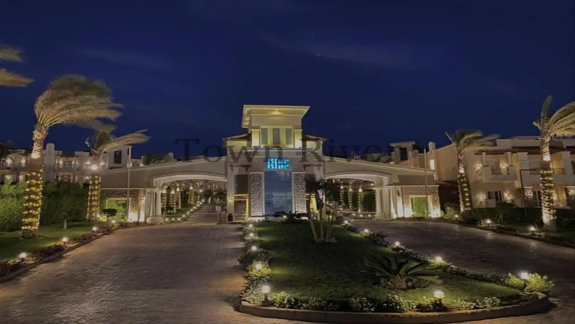 Luxury Apartment for Sale with Stunning Lake View