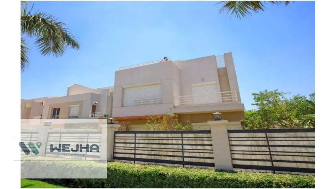 Luxurious Villa for Sale with Spacious Garden and Private Pool