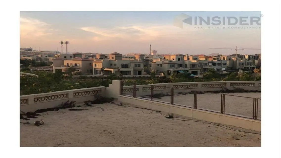 شقة فاخرة في PK1 مطلة على البحيرة
